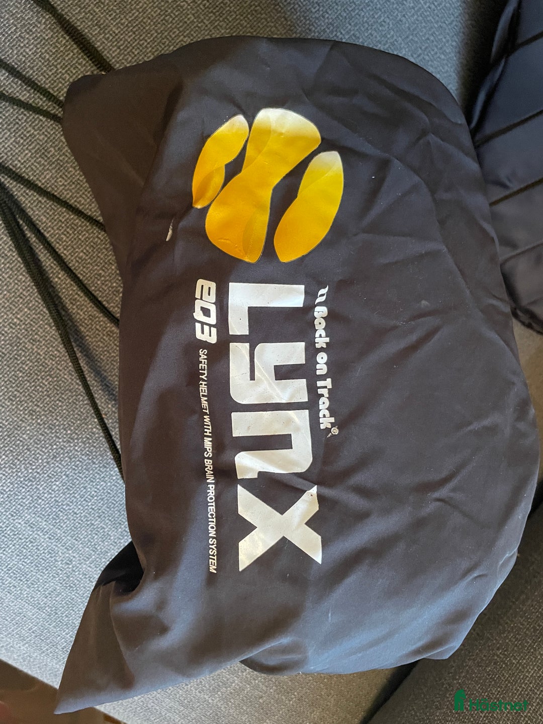 Hjälmar ryttarutrustning till salu: Ridhjälm storlek M (54-58cm) i Sollentuna - Annons 3