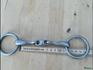 Bett hästutrustning till salu: Tredelat bett 11,5cm i Söderköping - Annons 14