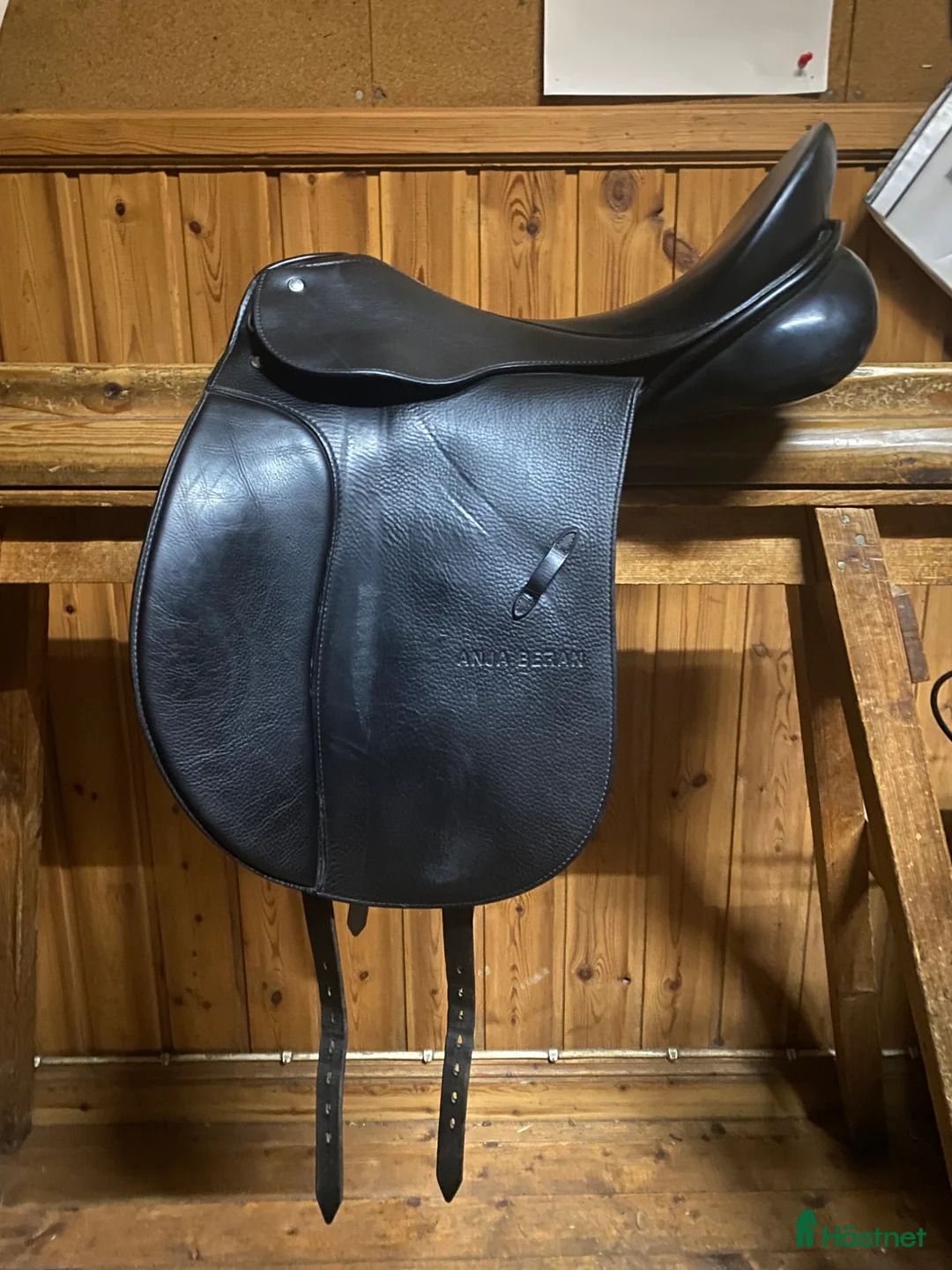 Sadlar hästutrustning till salu: Dressyrsadel Passier - Annons 1