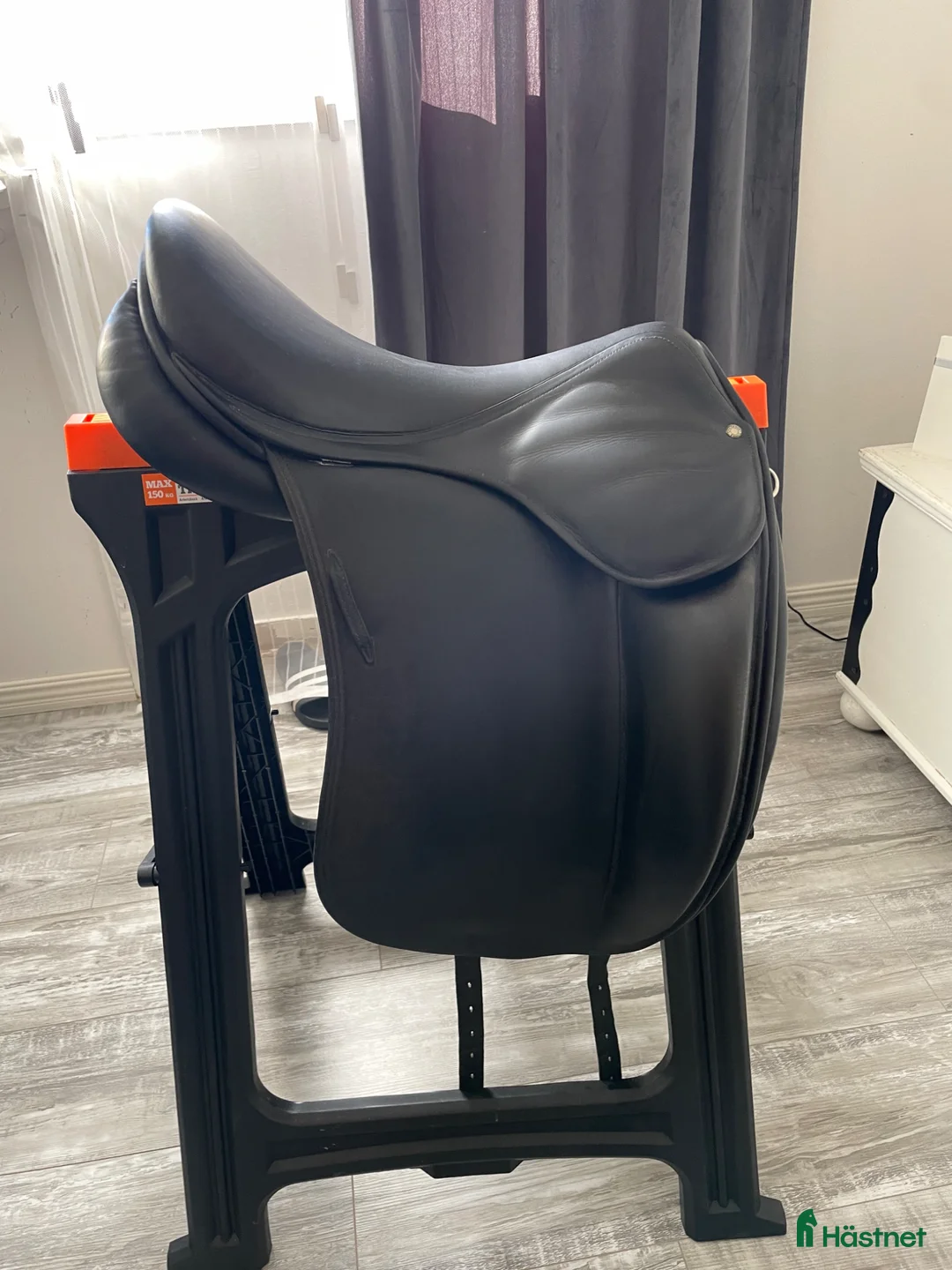 Sadlar hästutrustning till salu: Childeric DI - Annons 1