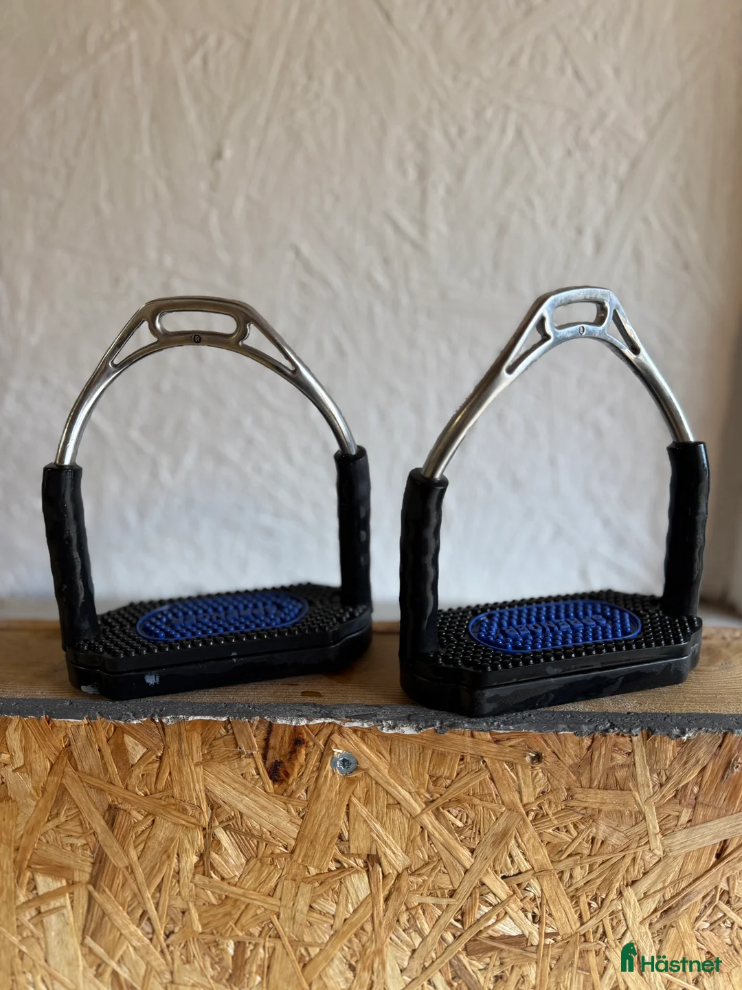 Stigbyglar hästutrustning till salu: Sprenger Bow Balance i Söderhamn - Annons 4