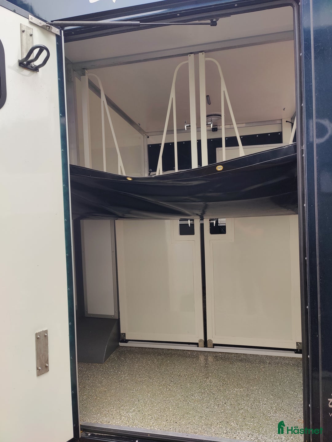 Hästlastbilar  fordon & transport till salu: Nissan Nv400, EP horsetruck °RESERVERAD° i Allerum - Bild 7