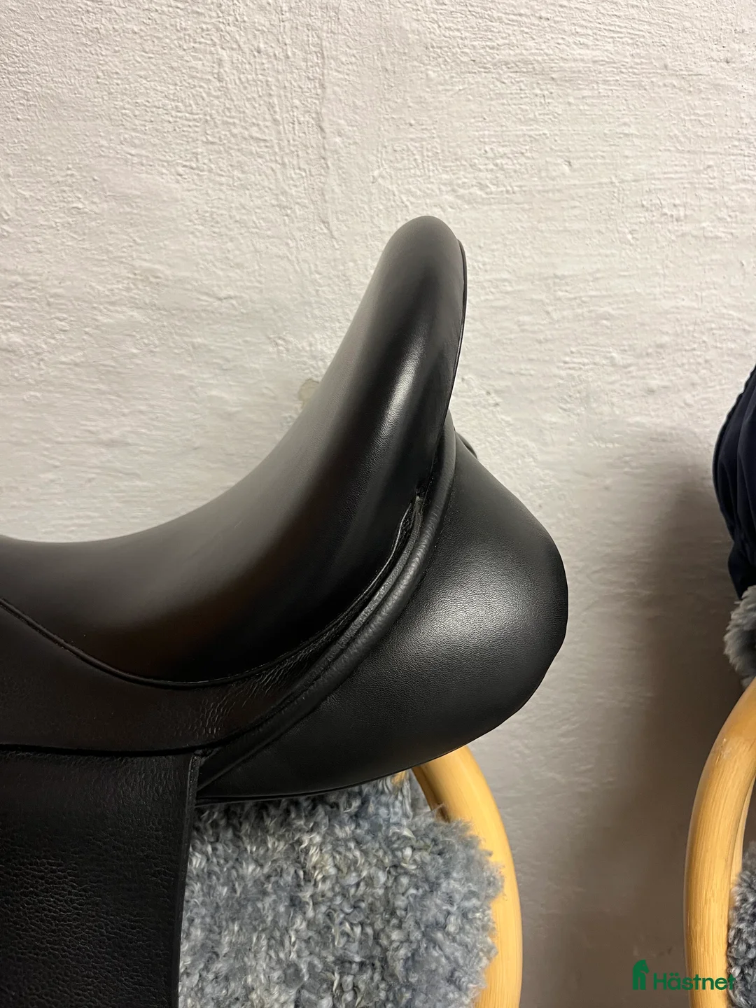 Sadlar hästutrustning till salu: Spalding finesse dressyrsadel  i Sävedalen - Annons 4