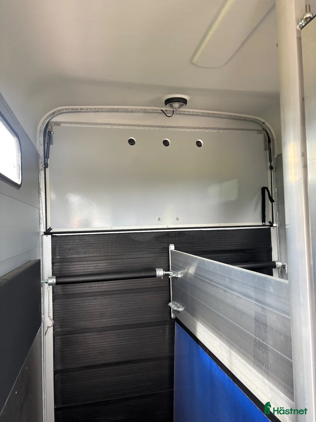 Hästtransporter  fordon & transport till salu: Cheval Touring Country  - Annons 12