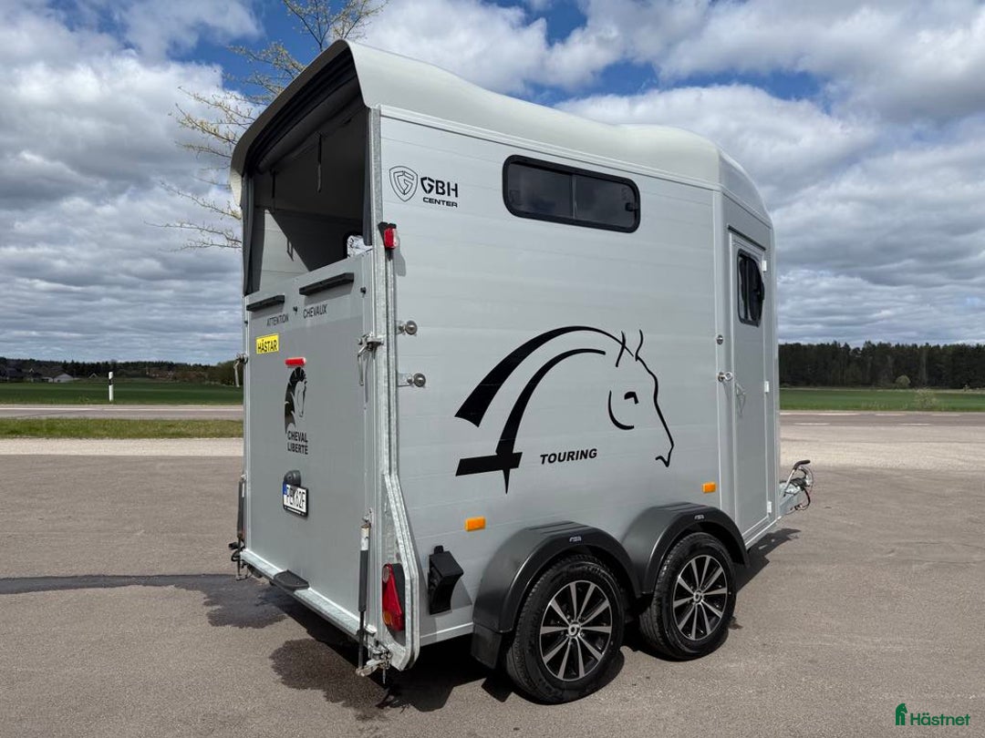 Hästtransporter  fordon & transport till salu: Fullutrustad Cheval Liberté Touring Country! i Köping - Annons 2