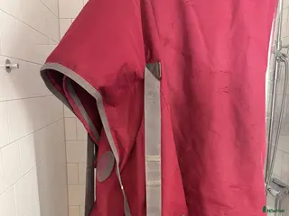 Täcken hästutrustning Sex stycken täcken i Täby - Annons 10