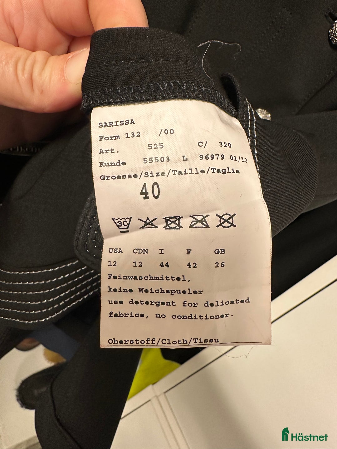 Jackor & Kavajer ryttarutrustning till salu: Kavajer och ridbyxor  i Stockamöllan - Annons 6