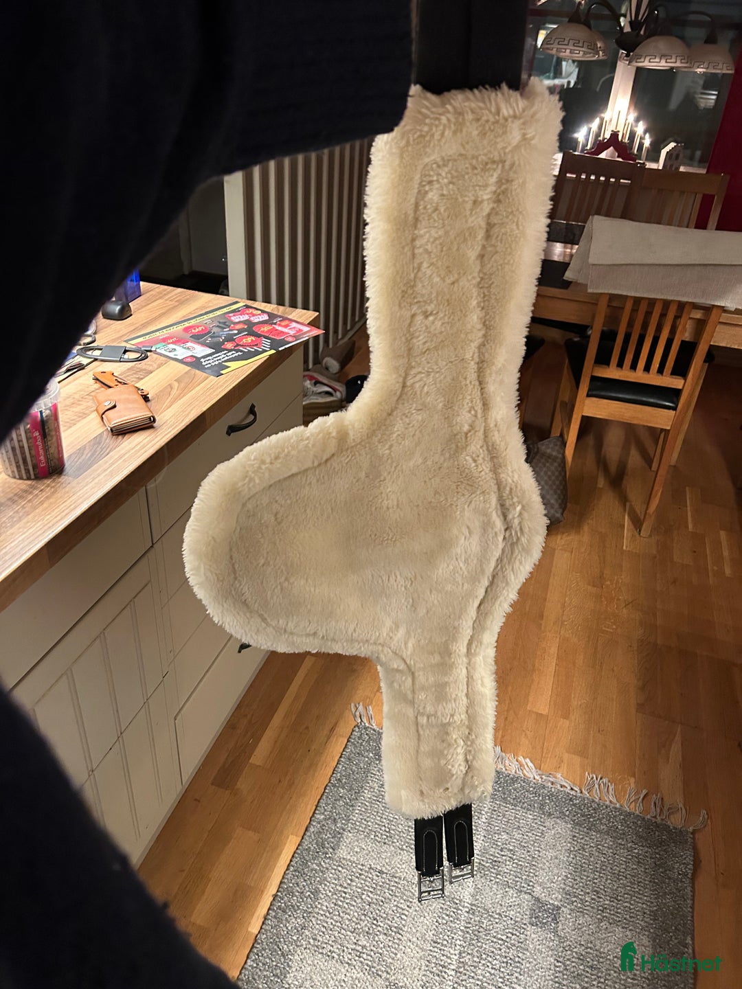 Sadeltillbehör hästutrustning till salu: Kentucky Magplatta nyskick i Gävle - Annons 1