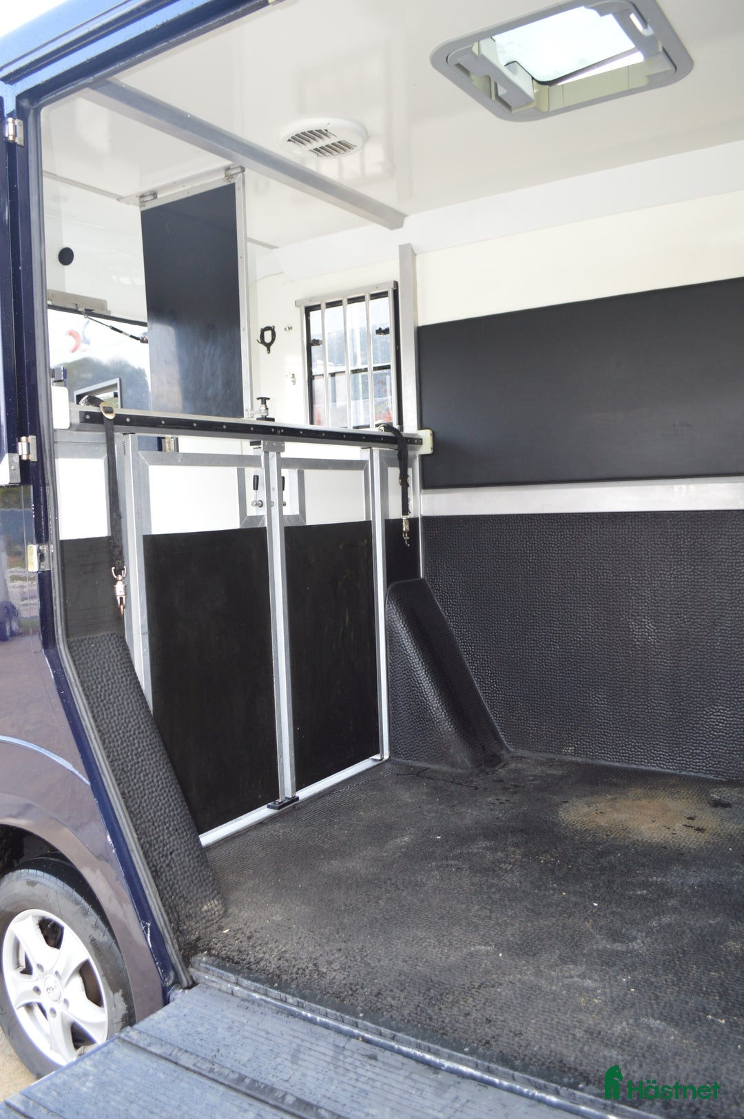 Hästlastbilar  fordon & transport till salu: STX 5 sits Automat 14670 mil i Kvicksund - Annons 8