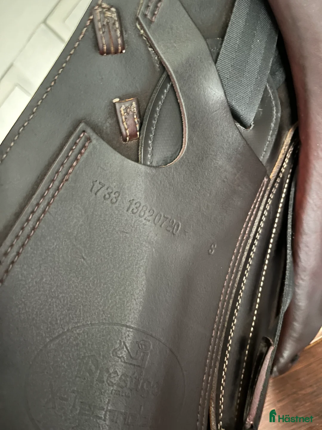 Sadlar hästutrustning till salu: X-Helen dressysadel 16,5 i Stockholm - Annons 5