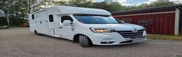 Hästlastbilar  fordon & transport till salu: Nordic Horse med stuteriinredning  - Annons 1
