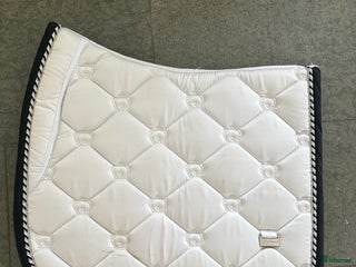 Schabrak & Vojlockar hästutrustning till salu: Tävlings schabrak ps of sweden i Stenstorp - Annons 1