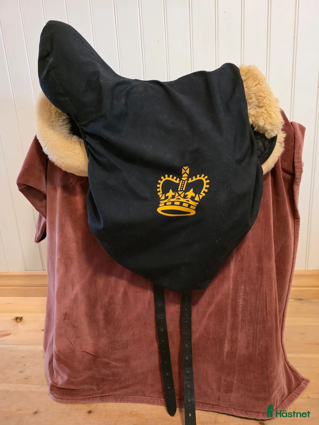 Sadlar hästutrustning till salu: Ideal Crown Jessica 17" MW  i Timmele - Annons 4