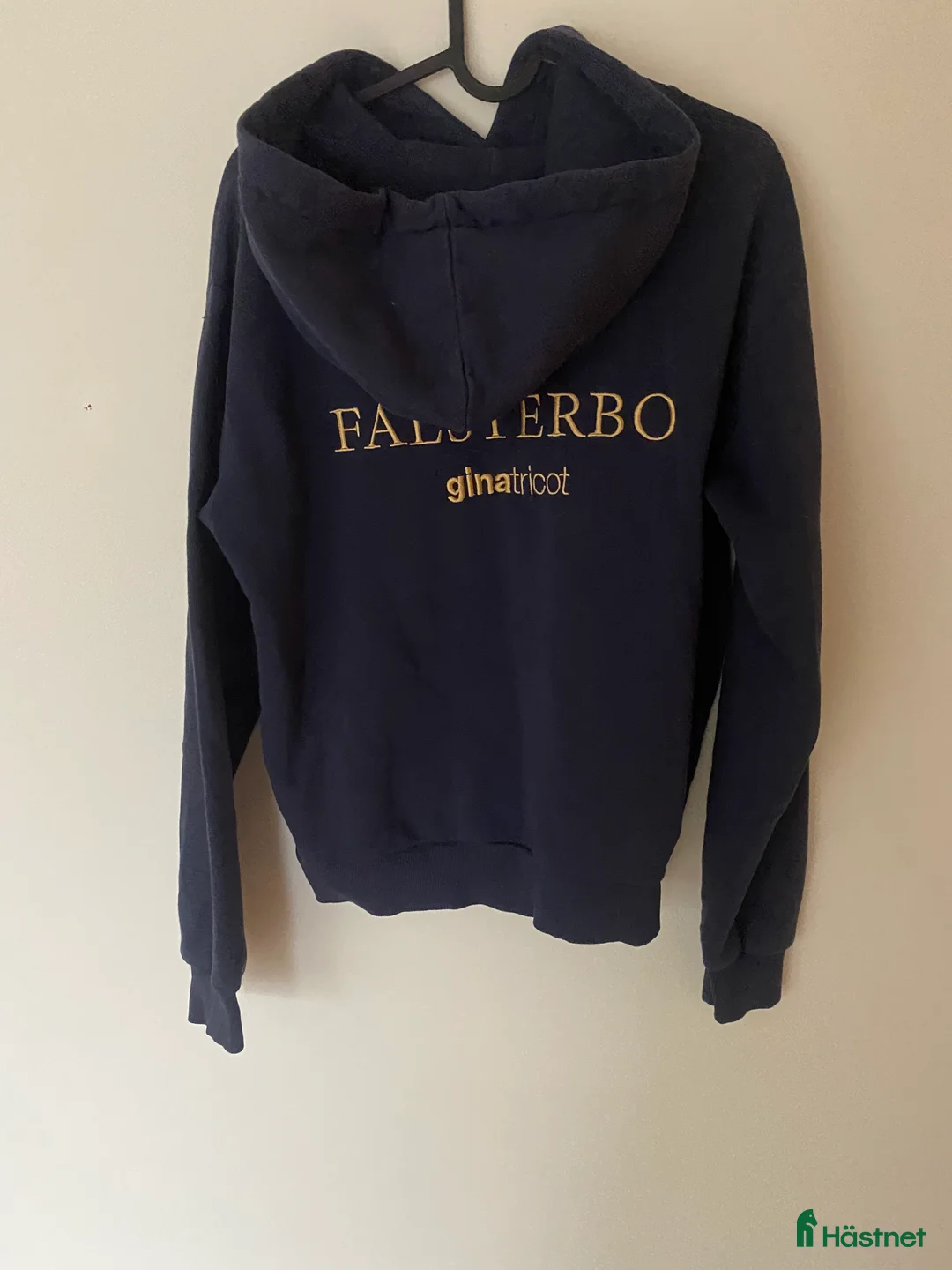 Övrigt Ridkläder ryttarutrustning till salu: Hoodie stl L i Vetlanda - Annons 3