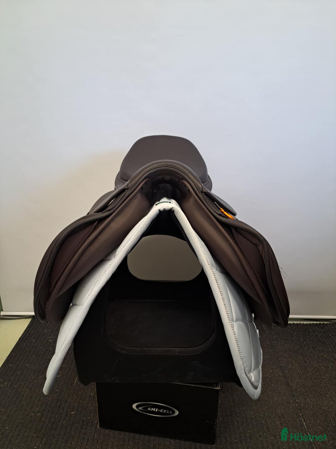 Sadlar hästutrustning till salu: LeTek Plus by Tekna i Färnäs - Annons 2