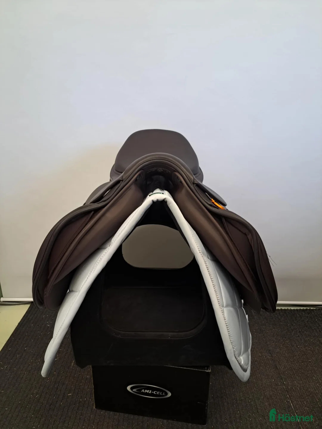 Sadlar hästutrustning till salu: LeTek Plus by Tekna i Färnäs - Annons 2