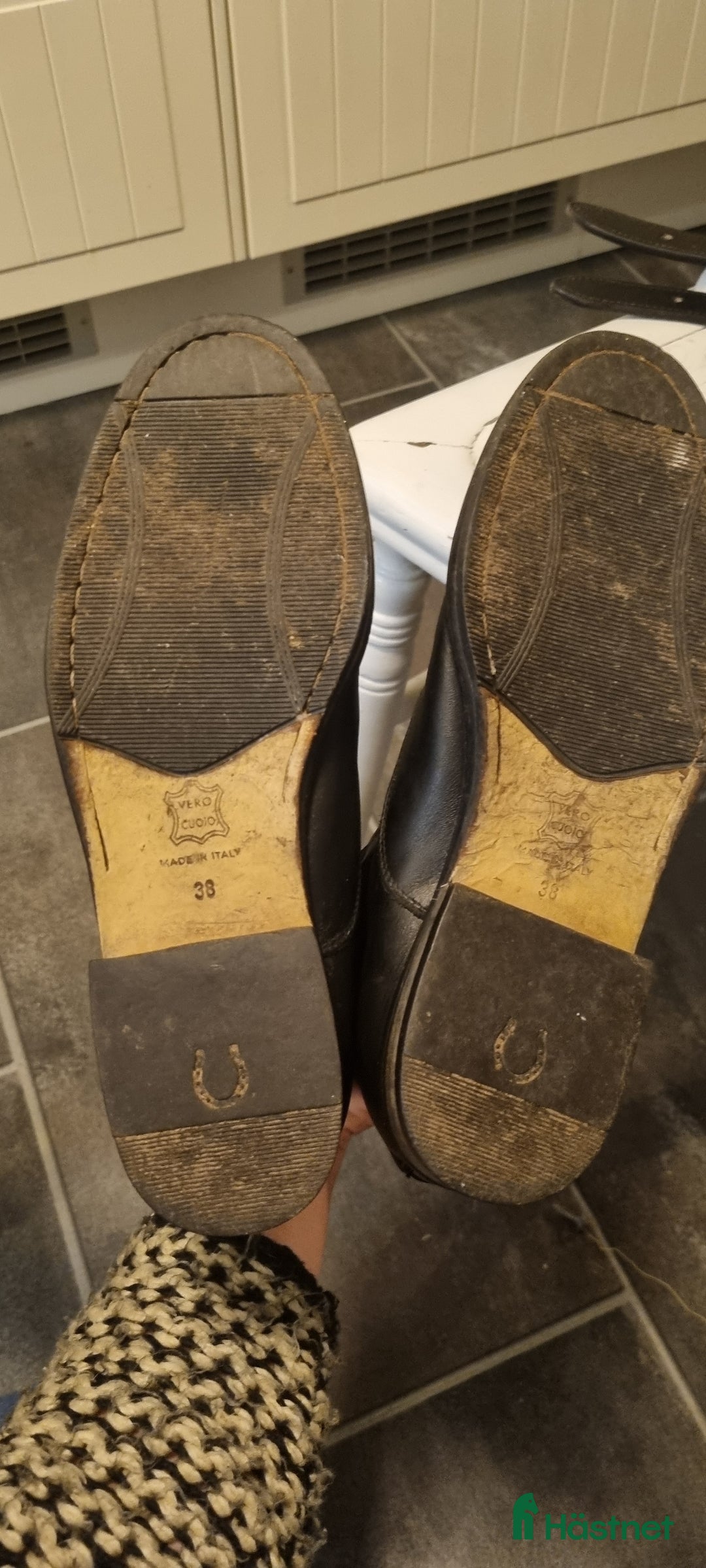 Ridstövlar ryttarutrustning till salu: Italienska ridskor strl 38 i Ljungbyhed - Annons 4