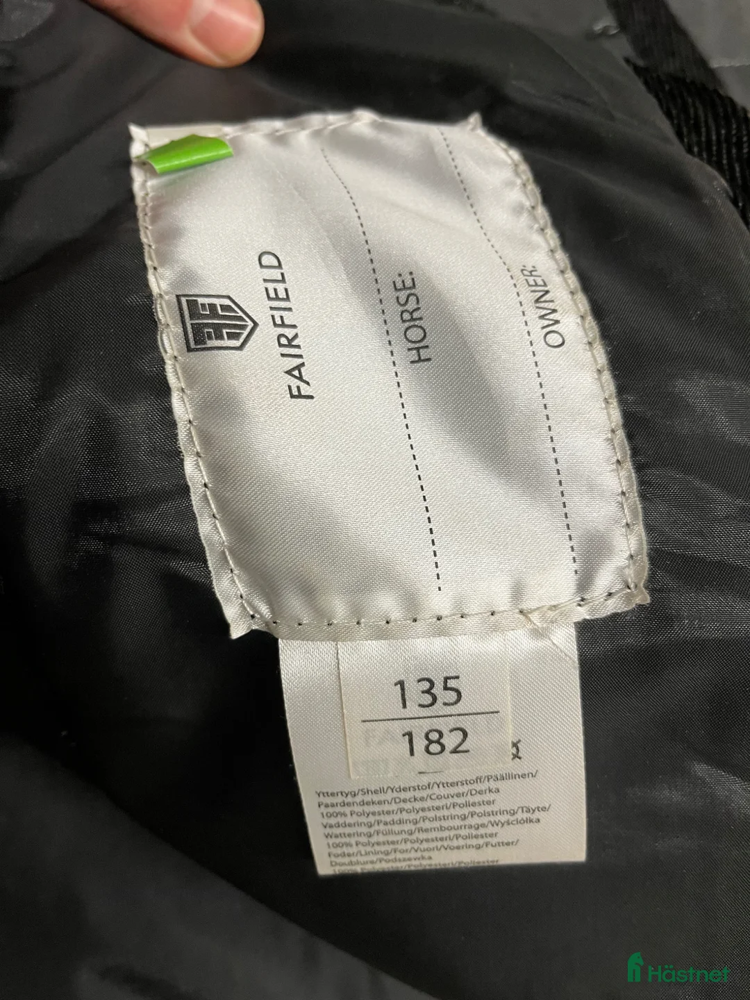 Täcken hästutrustning till salu: Stalltäcke 150 gram strl 135 i Karlstad - Annons 5