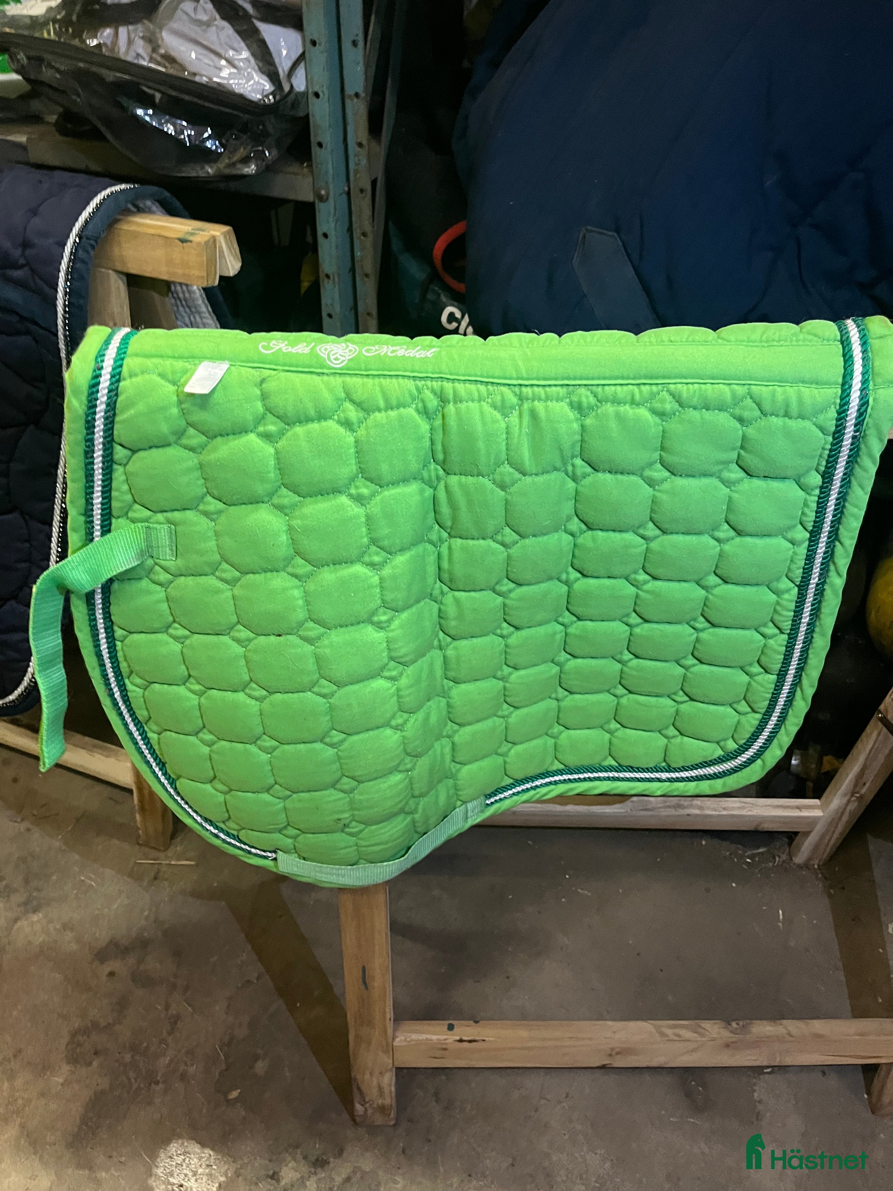 Schabrak & Vojlockar hästutrustning till salu: Coolt schabrak  i Norrköping - Annons 3