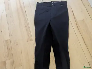 Ridbyxor ryttarutrustning till salu: Hansbo Sport ridbyxor i Ås - Annons 1