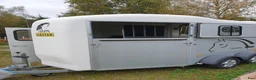 Hästtransporter  fordon & transport till salu: Cheval Touring Country 2019  - Annons 10