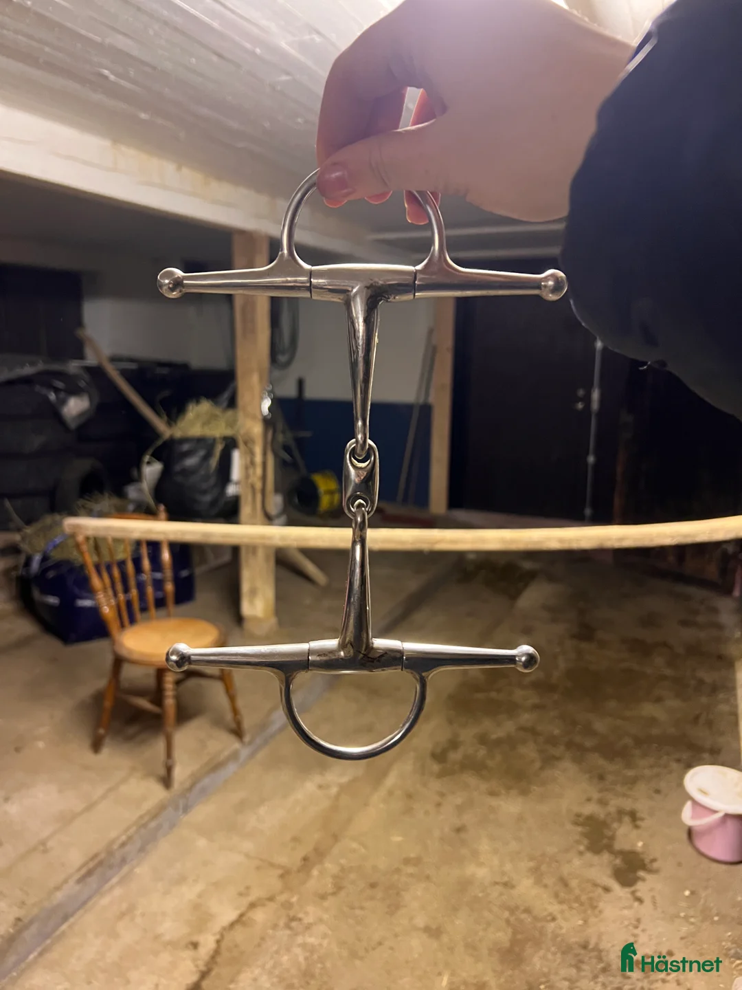 Bett hästutrustning till salu: Fullcheek och kimblewick bett - Annons 1