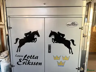 Övrig utrustning övrig utrustning till salu: Sadelskåp Alfako - Annons 1