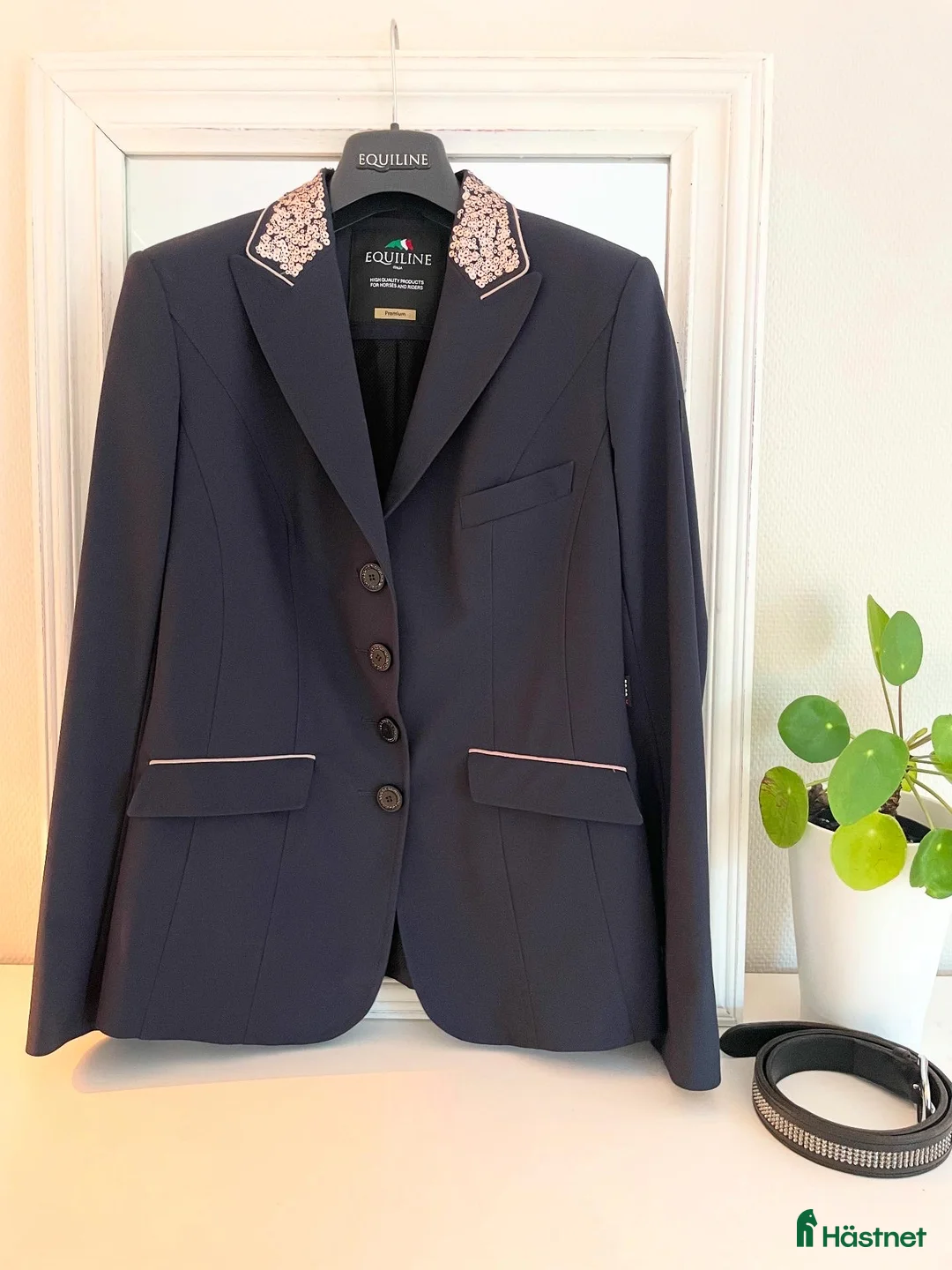 Jackor & Kavajer ryttarutrustning till salu: Equiline tävlingskavaj i Åhus - Annons 2