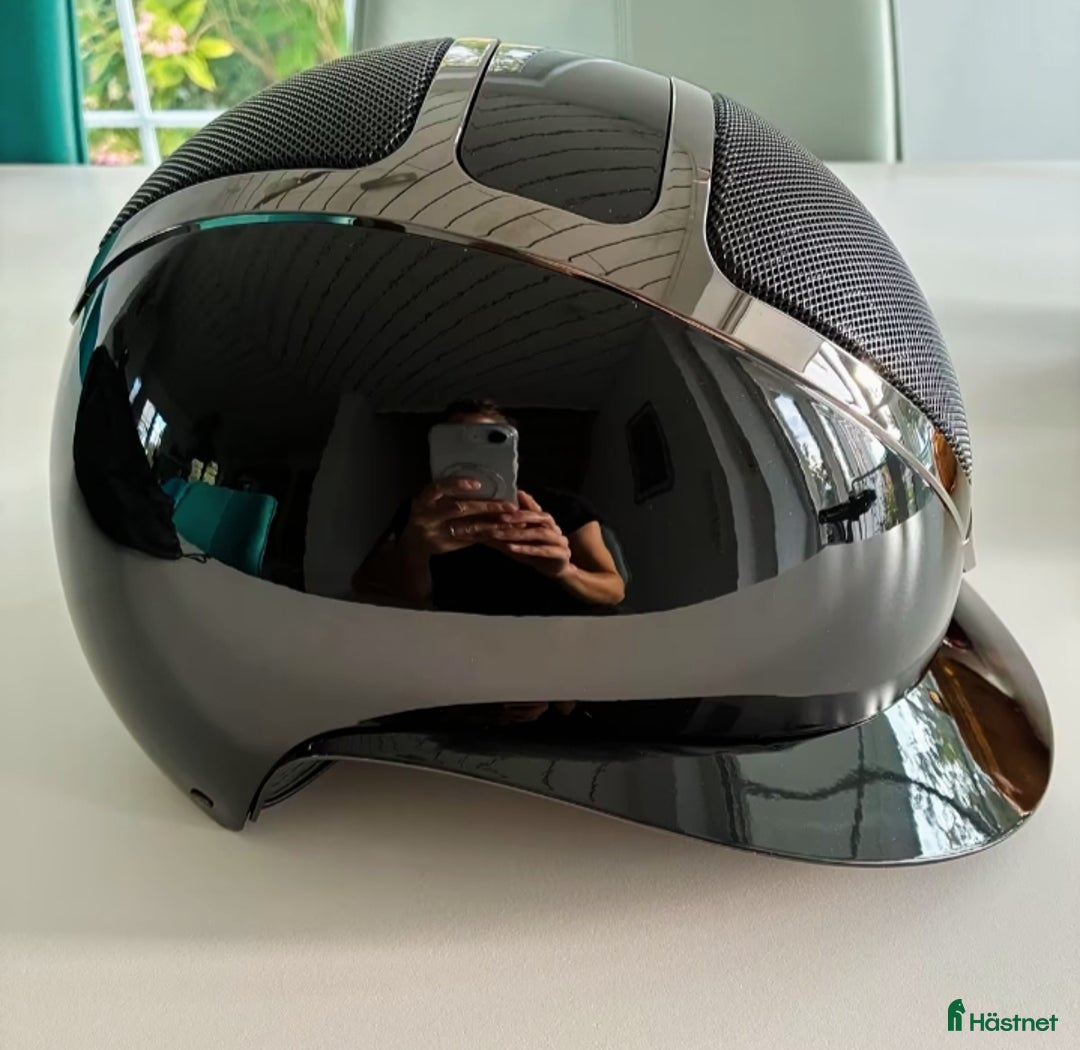 Hjälmar ryttarutrustning till salu: Kask Star Lady Pure Shine 56 i Grängesberg - Annons 3