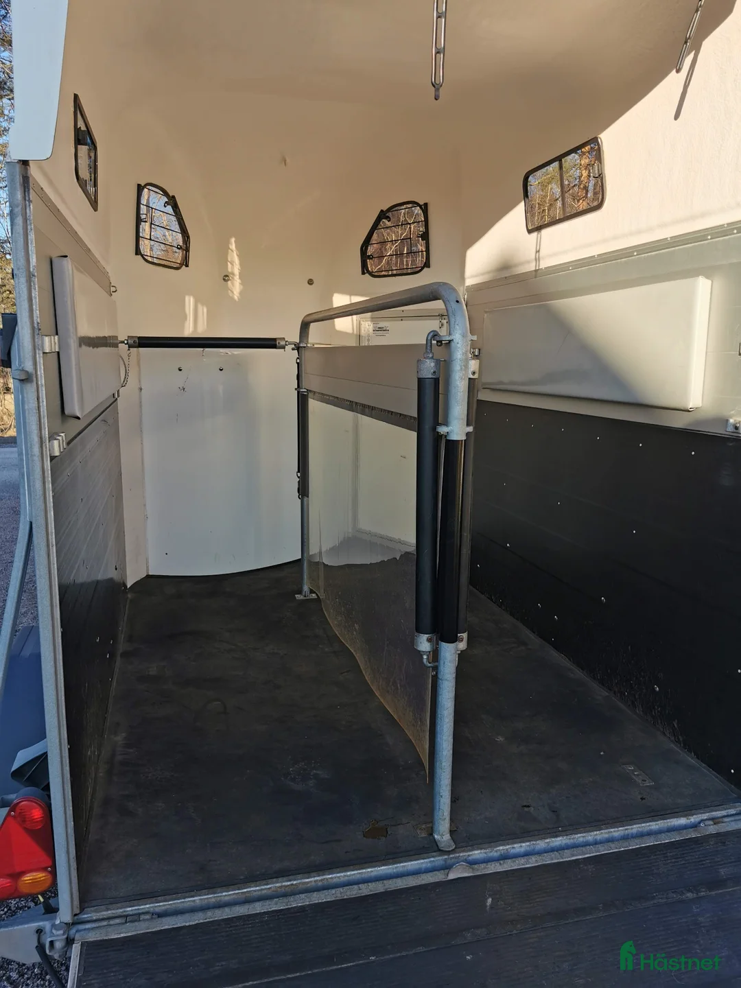 Hästtransporter  fordon & transport till salu: Cheval liberte  - Annons 5