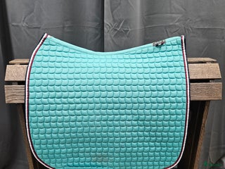 Schabrak & Vojlockar hästutrustning till salu: Schabrak, full, Eskadron i Gällivare - Annons 6