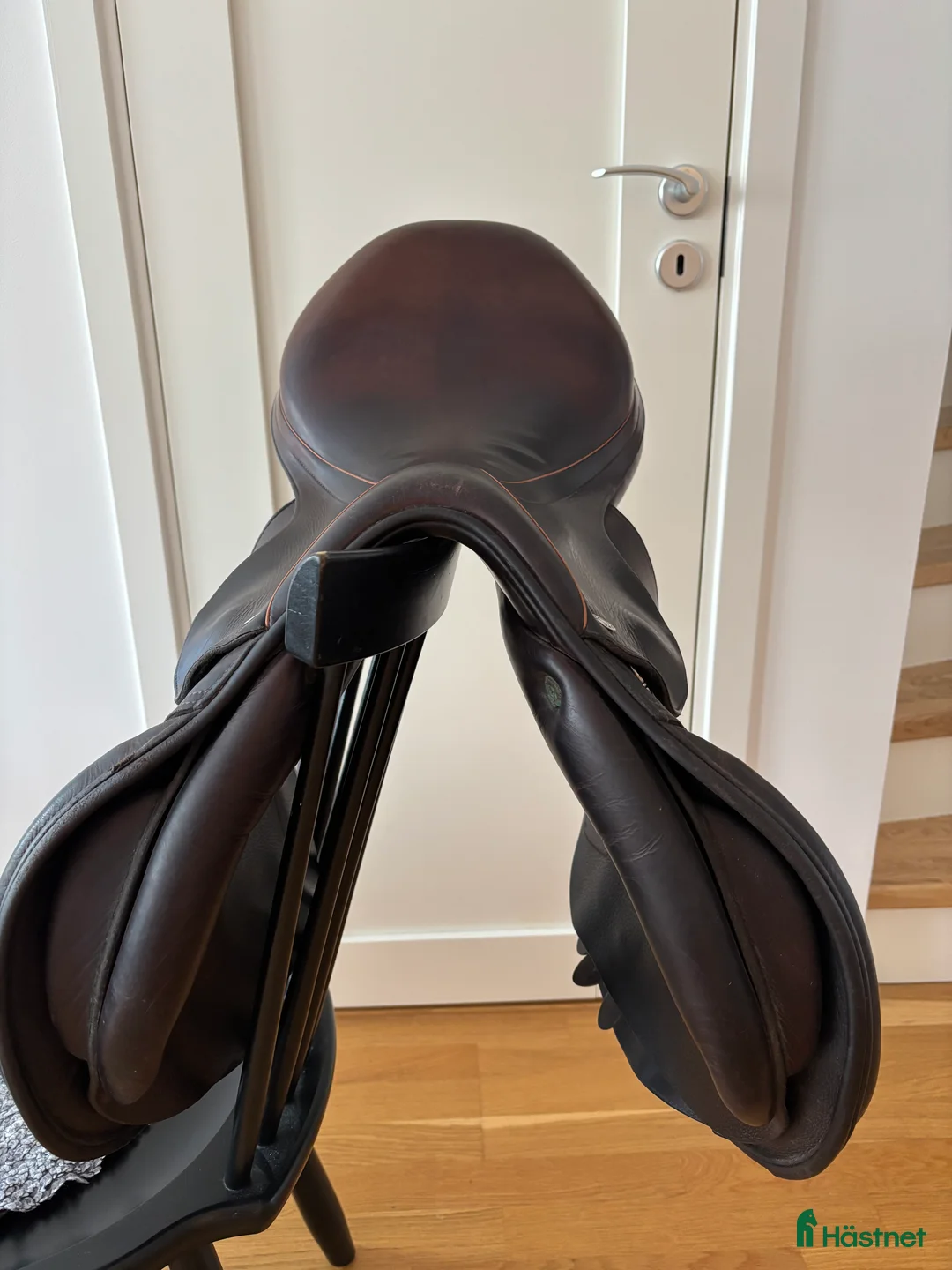 Sadlar hästutrustning till salu: Equipe hoppsadel i Staffanstorp - Annons 3