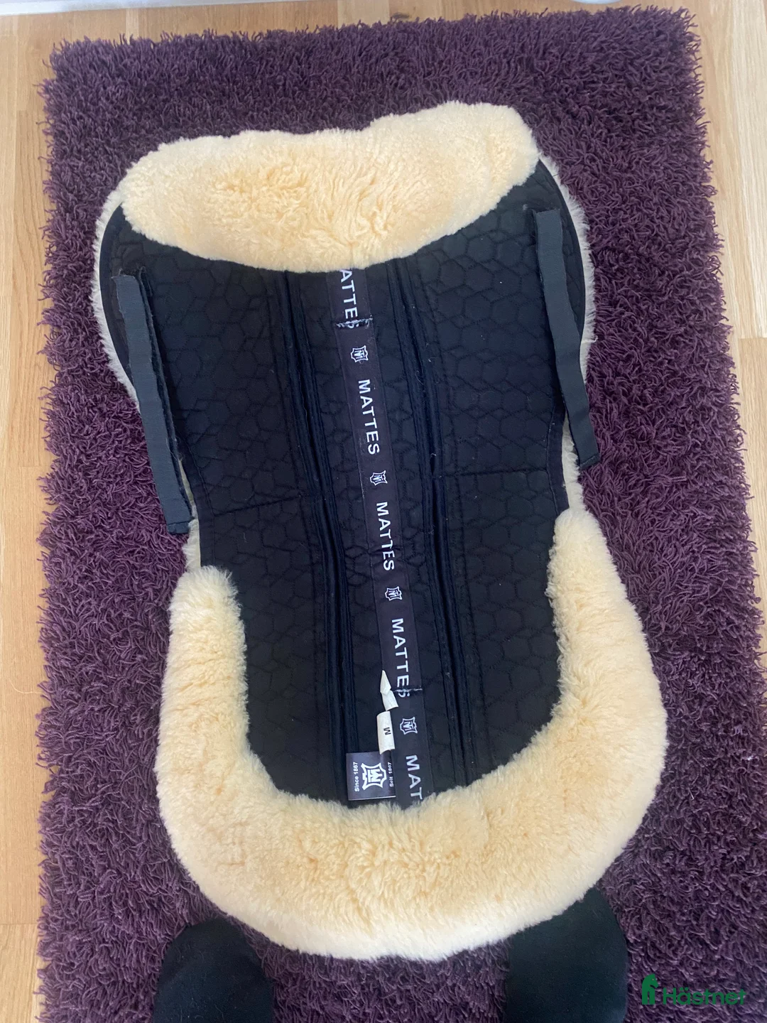 Sadeltillbehör hästutrustning till salu: Mattes fårskinnspadd  - Annons 2