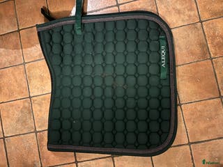 Schabrak & Vojlockar hästutrustning till salu: Alequi dressyr schabrak i Vallentuna - Annons 13