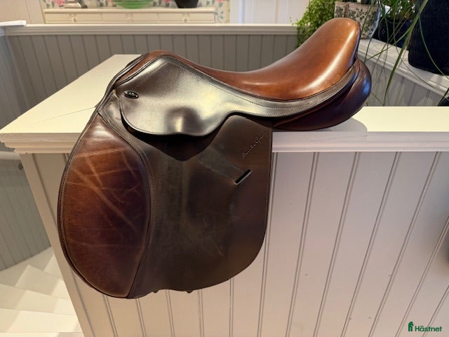 Sadlar hästutrustning Fin begagnad sadel  - Annons 2
