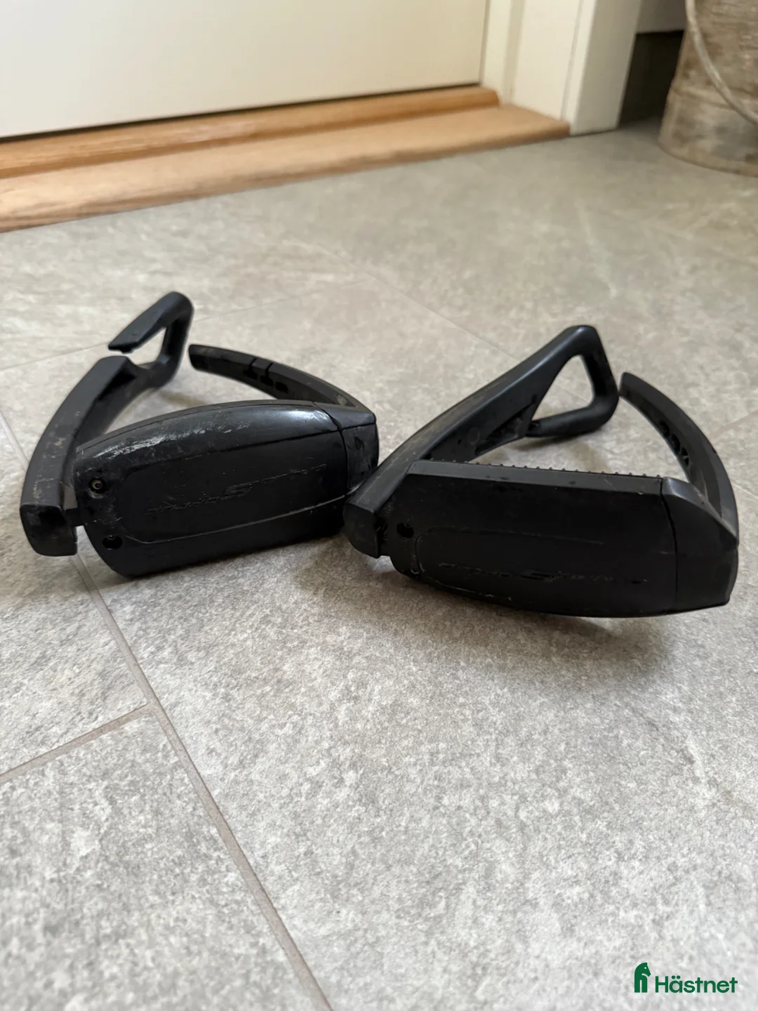 Stigbyglar hästutrustning till salu: Freejump stigbyglar - Annons 4