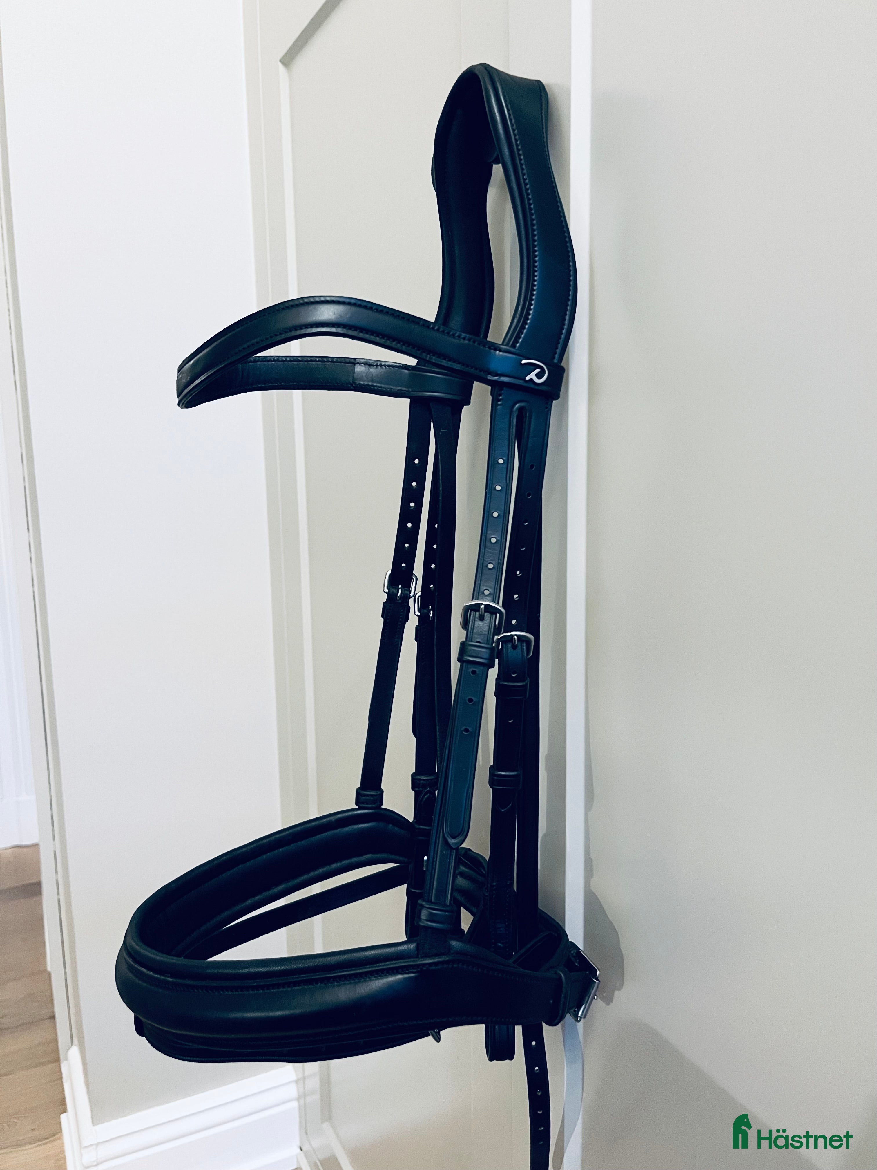 Träns hästutrustning till salu: Dyon anatomiskt träns Full - Annons 5