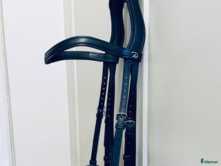 Träns hästutrustning till salu: Dyon anatomiskt träns Full - Annons 5