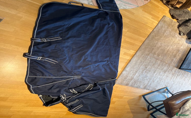 Täcken hästutrustning till salu i Åkersberga - Annons 18