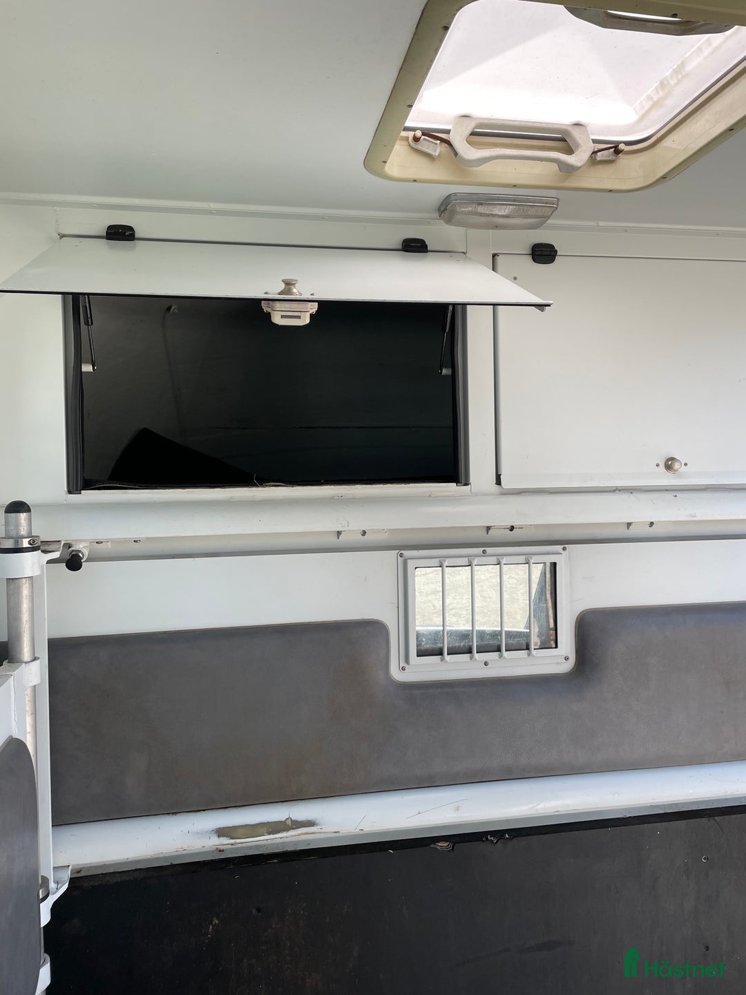 Hästlastbilar  fordon & transport till salu: Renault Master Theahult - Hästlastbil B-korts  i Herrljunga - Annons 15