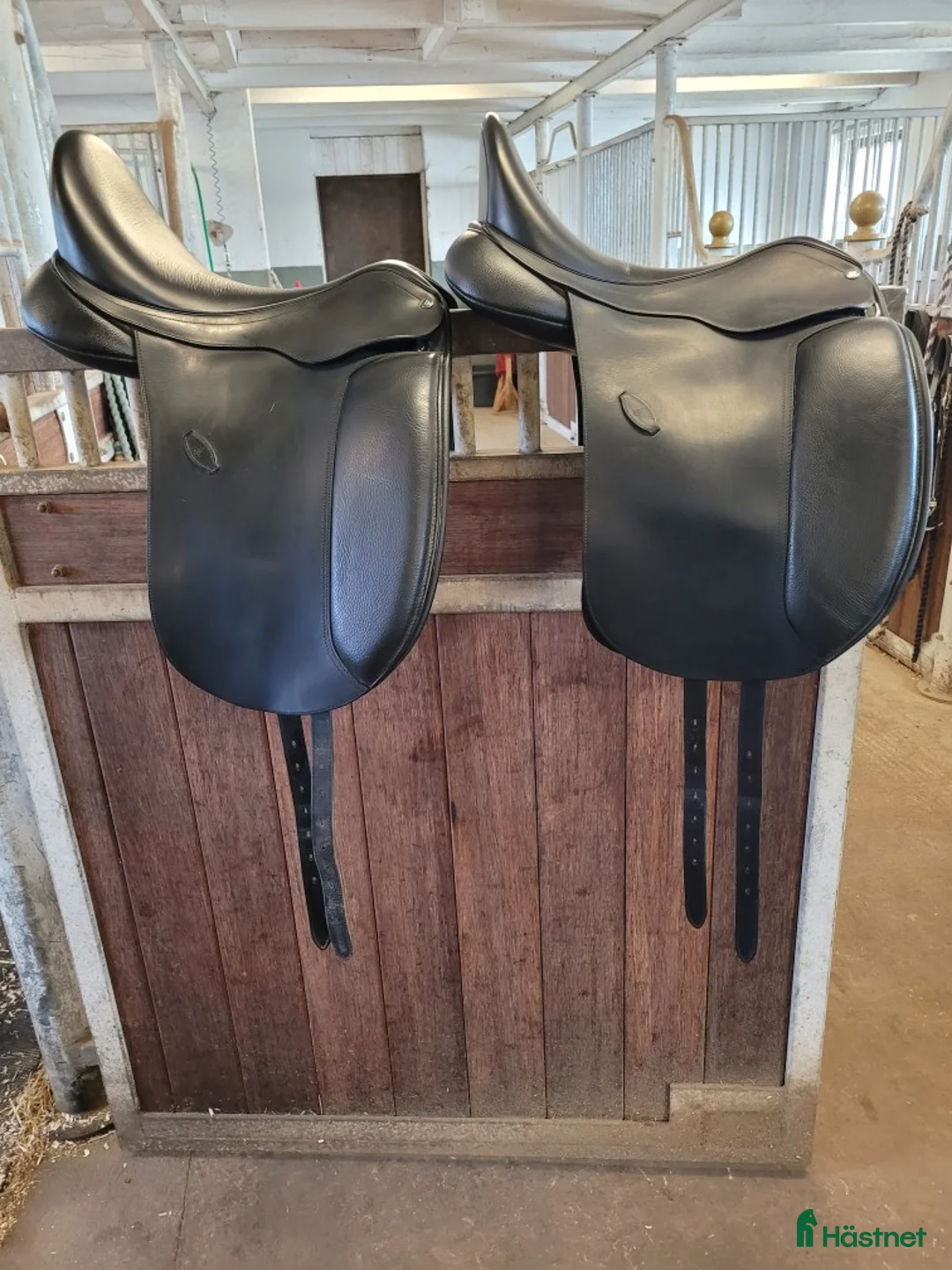 Sadlar hästutrustning till salu: Arena dressyrsadlar 17” - Annons 2