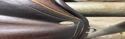 Sadlar hästutrustning till salu: Brun Childeric DI dressyrsadel i Vänge - Annons 6