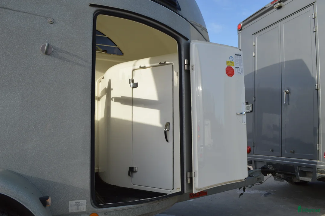 Hästtransporter  fordon & transport till salu: Böckmann Big Master 2017, Totalvikt 1800 kg i Kvicksund - Annons 6