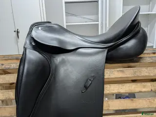 Sadlar hästutrustning Svart Passier Optimum 17" - Annons 18