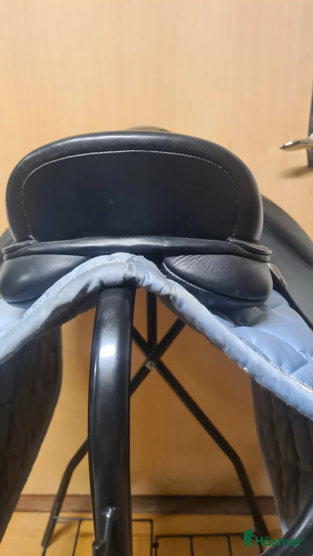 Sadlar hästutrustning till salu: Bates Pony Dressyr i Hamneda - Annons 4