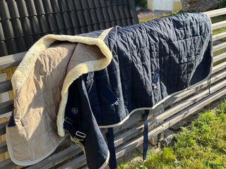 Täcken hästutrustning till salu: JH collection Mistral stalltäcke i Farsta - Annons 4