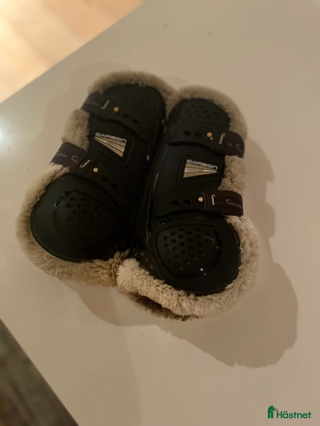 Benskydd hästutrustning till salu: (Benskydd) tillsalu  i Ljusterö - Annons 2