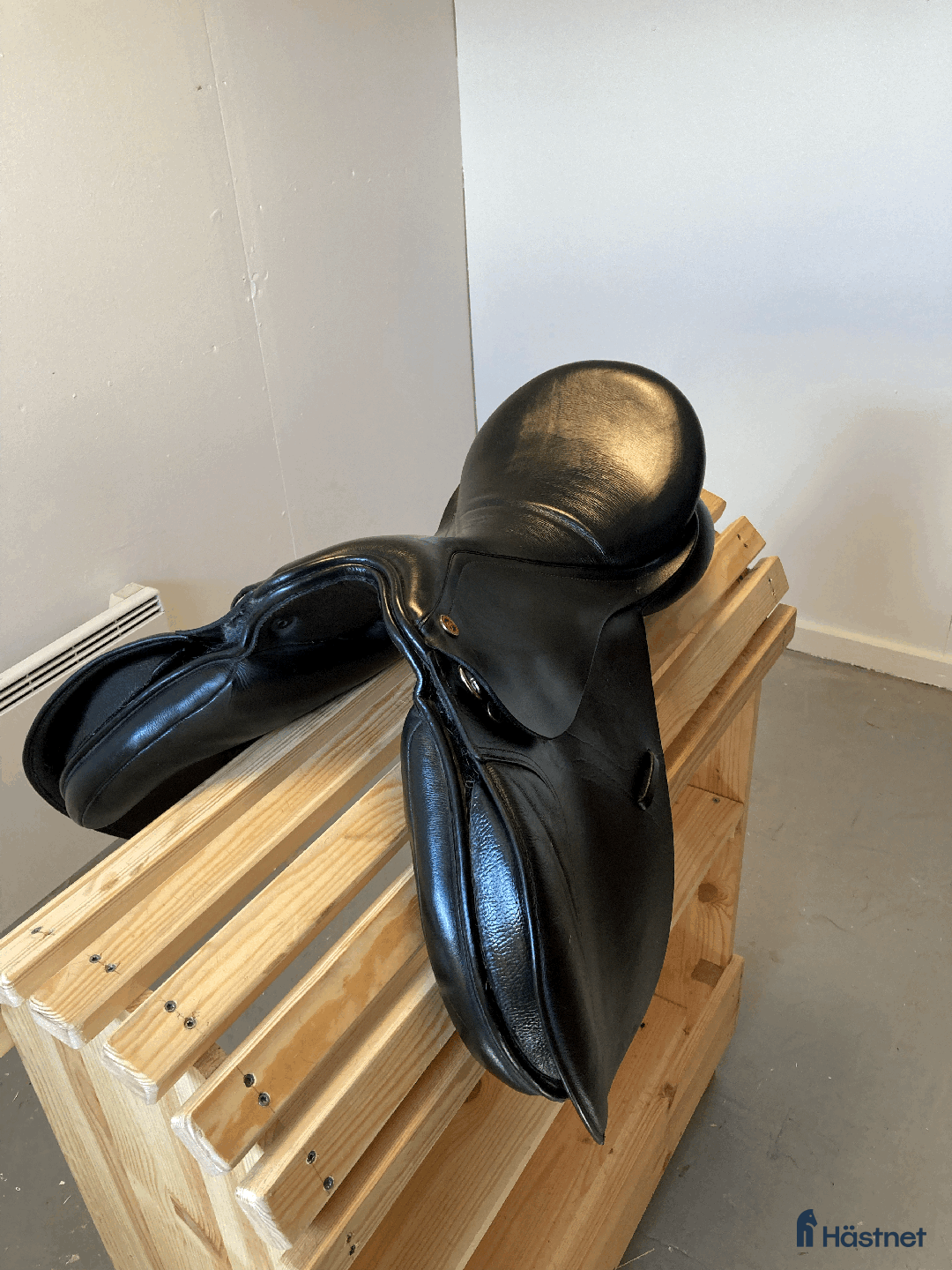 Sadlar hästutrustning till salu: Allroundsadel 16,5" i Riala - Annons 2