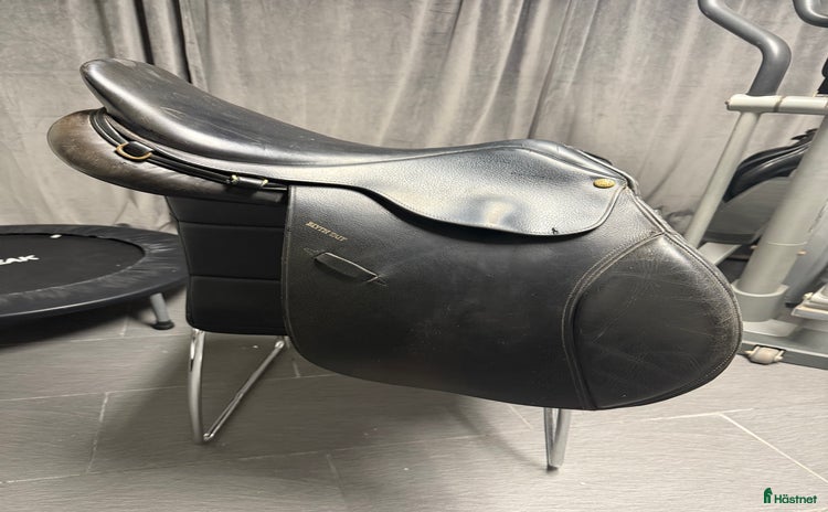 Sadlar hästutrustning till salu i Skepplanda - Annons 7