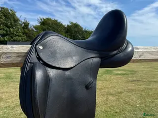 Sadlar hästutrustning Kemnevall Polvorita - Annons 1